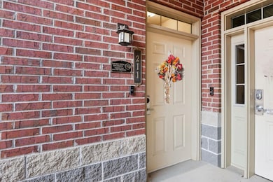 670 E Lake Ave unit 211, Wisconsin Dells, WI 53965 - photo 2