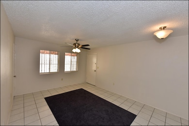 3907 Van Buren Ave unit B, El Paso, TX 79930 - photo 6