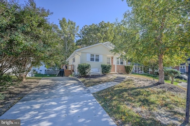 2893 Chalet Ct, Woodbridge, VA 22192 - photo 4