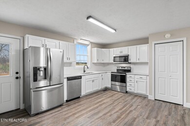 07-119-Powell-Ave-Sweetwater-TN-7