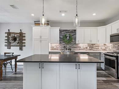 403 Sonoma Ct, Sherman, TX 75092 - photo 6