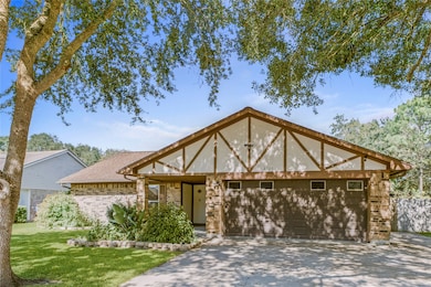 2725 La Mesa St, Bay City, TX 77414 - photo 2