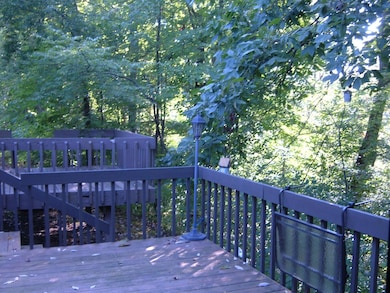 2113 Brookhurst Ave, Columbus, OH 43229 - photo 5