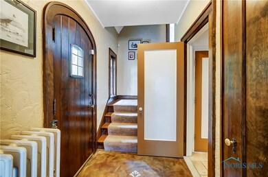 Door to Kitchen/hall