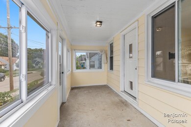 932 Arlington St NE, Grand Rapids, MI 49505 - photo 6