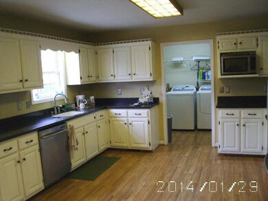 511 Meadowlark Dr, Shelbyville, TN 37160 - photo 4