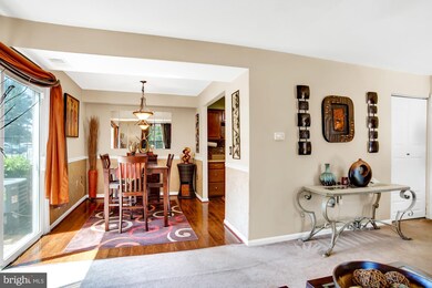 9045 N Laurel Rd unit L, Laurel, MD 20723 - photo 6