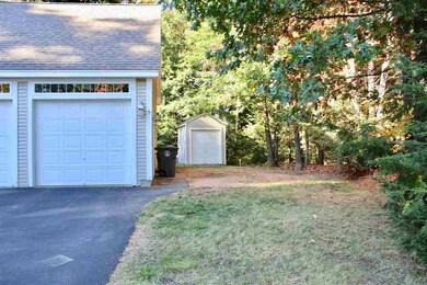 517 Jacks Dr, Pembroke, NH 03275 - photo 5