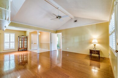 8211 Concho St, Houston, TX 77036 - photo 5