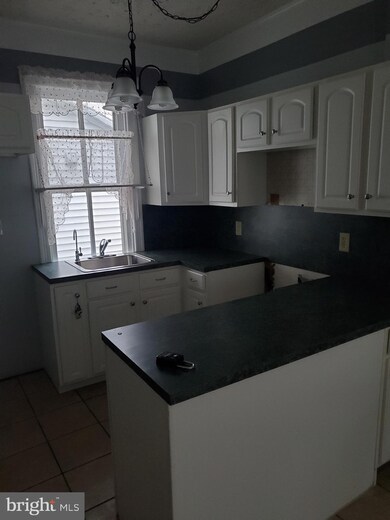 112 E Main Ave, Myerstown, PA 17067 - photo 5