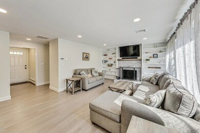 86 Tavern Way, Hanson, MA 02341 - photo 4