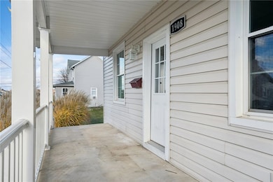 1908 Walnut Dr, Latrobe, PA 15650 - photo 4