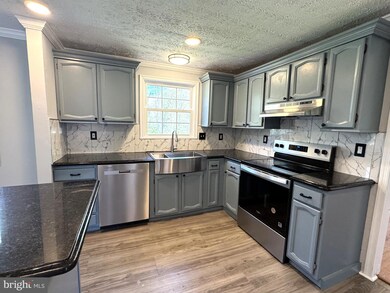 9112 Briarchip St, Laurel, MD 20708 - photo 6