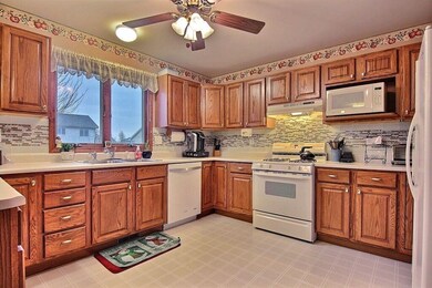 9135 Lee Place, Crown Point, IN 46307 - photo 3