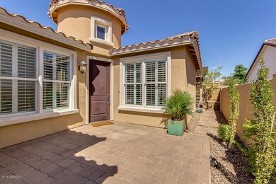 Courtyard to front