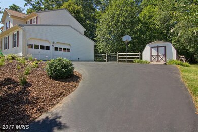 322 Kalorama Rd, Sykesville, MD 21784 - photo 5