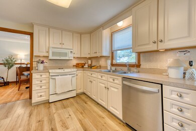 155 Prospect St, Wethersfield, CT 06109 - photo 4