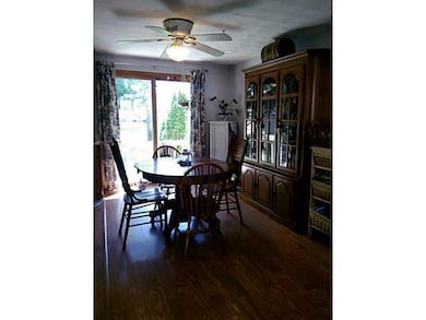 70 Kristee Cir, West Warwick, RI 02893 - photo 4