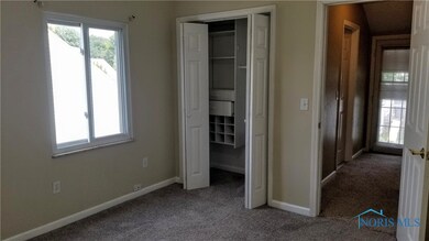 Bedoom with nice closet system