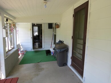 Screened in porch