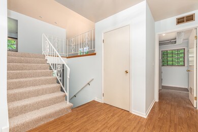 1314 Aster Ct, Batavia, IL 60510 - photo 2