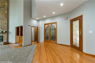 5615 Maurer Rd, Shawnee, KS 66217 - photo 3