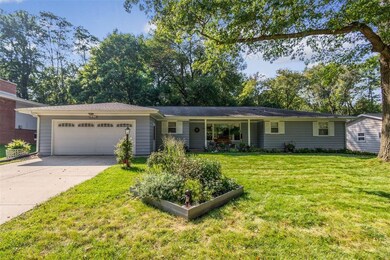 287 Tomahawk Trail SE, Cedar Rapids, IA 52403 - photo 2