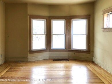 117 E Barnes Ave, Lansing, MI 48910 - photo 3