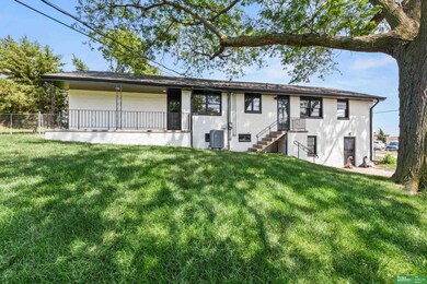 2330 S 90th St, Omaha, NE 68124 - photo 3