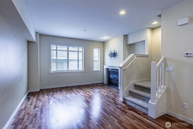 2168 Yakima Ct unit 306, Tacoma, WA 98405 - photo 5