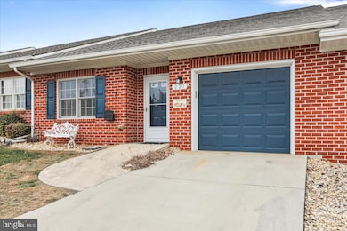 221 Sunbrook Ln unit 73, Hagerstown, MD 21742 - photo 3