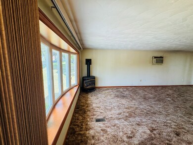 571 Hillcrest Dr, Towanda, PA 18848 - photo 5