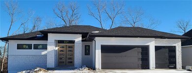 9339 Brownridge St, Lenexa, KS 66220 - photo 3