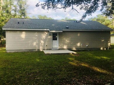 84 Paulette Dr, Crawfordville, FL 32327 - photo 3