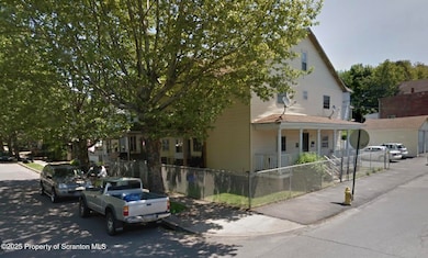 303 E Elm St, Scranton, PA 18505 - photo 3