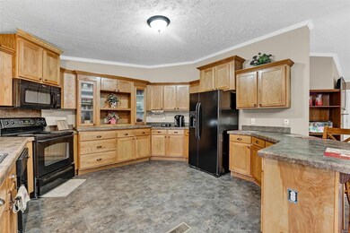 Boosting Kitchen - Look at the Cabinet Space