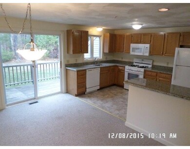 11 Carriage Ln unit 11, Shirley, MA 01464 - photo 2