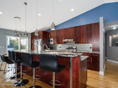 2008 Clematis Dr, Algonquin, IL 60102 - photo 7