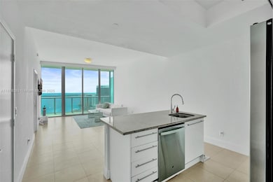 Marina Blue unit 5102, Miami, FL 33132 - photo 7