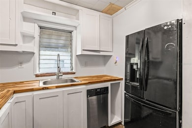 5215 16th St, Zephyrhills, FL 33542 - photo 6