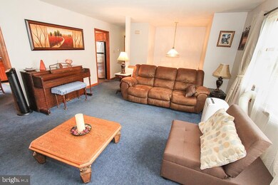 107 Nickel Dr, Bechtelsville, PA 19505 - photo 5