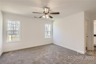 212 Springfield Rd, Statesville, NC 28625 - photo 5