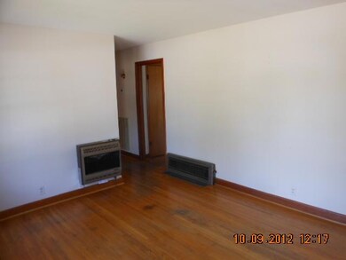 116 Victor Reiter Pkwy, Portland, TN 37148 - photo 2