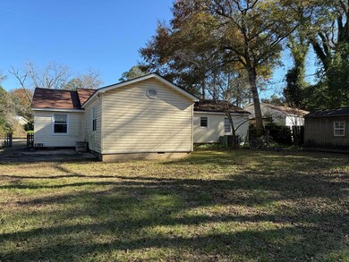 2010 Melrose Dr, Albany, GA 31707 - photo 3