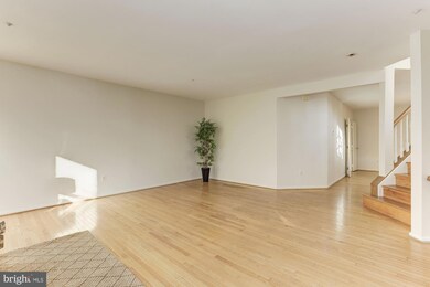 5601 Morning Ridge Ct, Rockville, MD 20852 - photo 7