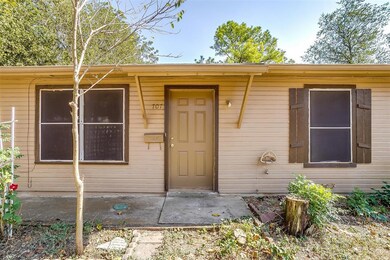 707 W Lone Star Ave, Cleburne, TX 76033 - photo 5