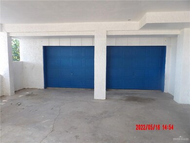 2 car garage and 6 car carport