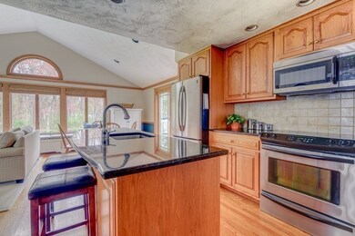 10 Stonybrook Rd, Medfield, MA 02052 - photo 6