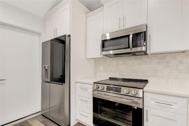 3253 Hibiscus Dr, Palm Harbor, FL 34684 - photo 4