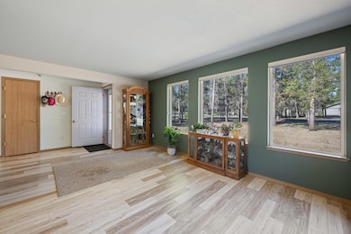 52466 Lost Ponderosa Rd, La Pine, OR 97739 - photo 7